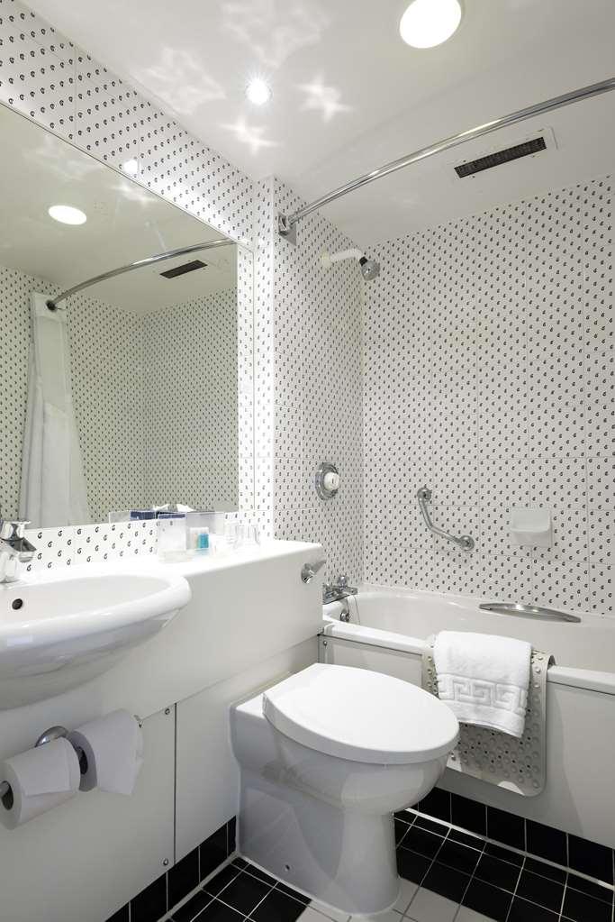 Best Western London Heathrow Ariel Hotel Hayes  Exterior foto